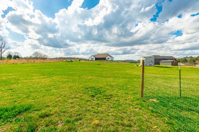 686 Bell Road, Lafayette, GA 30728