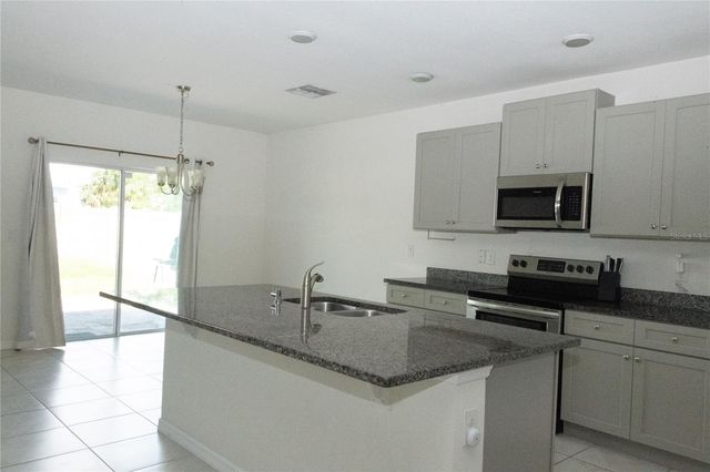 3940 SILVERSTREAM TERRACE, Sanford, FL 32771