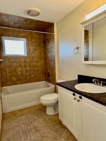 24 Arsenal St. 41, Watertown, MA 02472