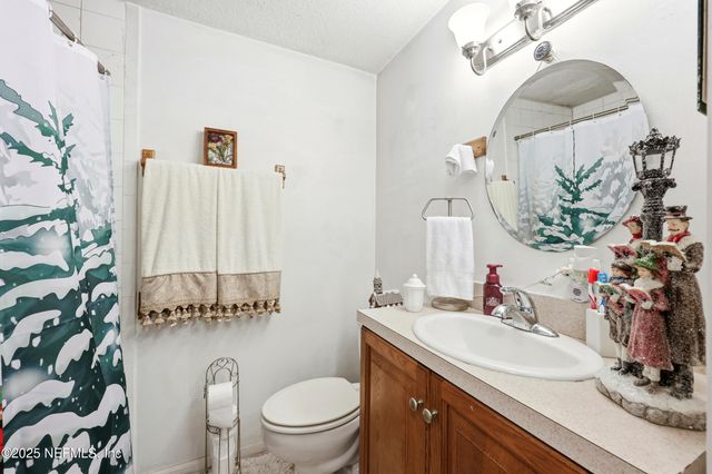 7047 DELISLE Drive, Jacksonville, FL 32244