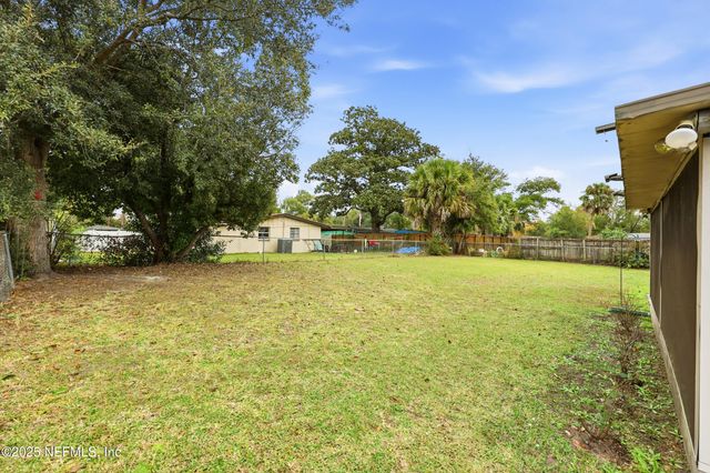 7047 DELISLE Drive, Jacksonville, FL 32244