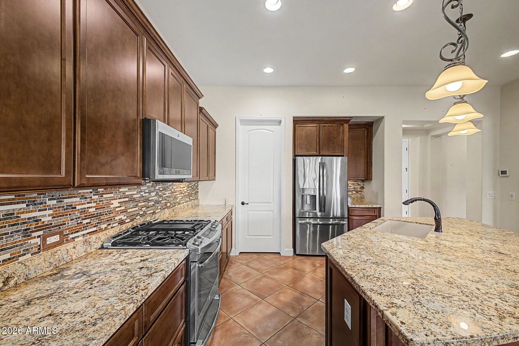 16819 W CORONADO Road, Goodyear, AZ 85395 — photo 4