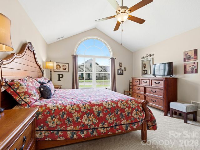 116 Summerfield Place, Flat Rock, NC 28731