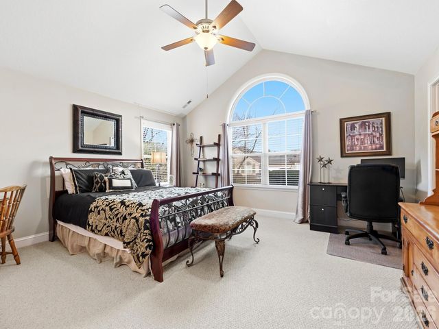 116 Summerfield Place, Flat Rock, NC 28731