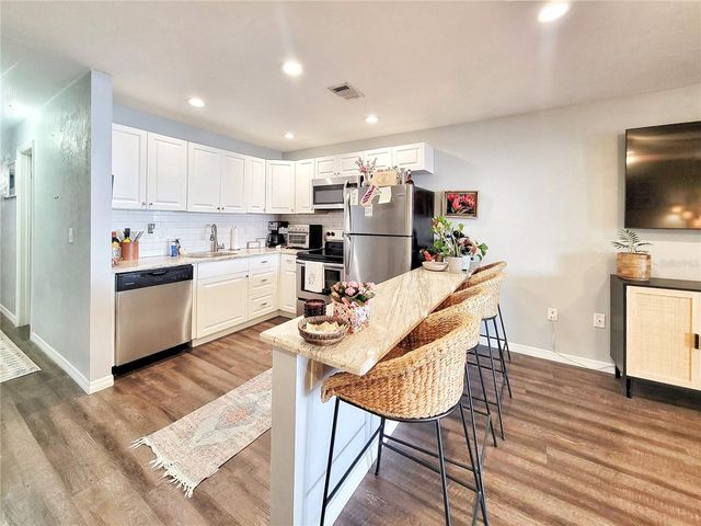 2830 SW 14TH DRIVE, Gainesville, FL 32608