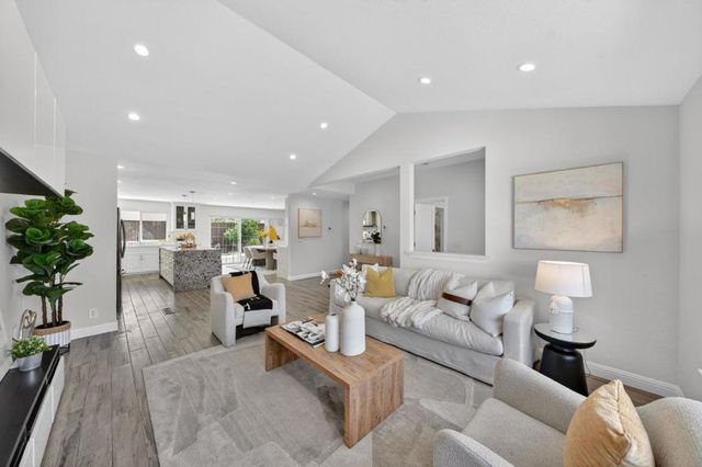 184 Sun Blossom Drive, San Jose, CA 95123