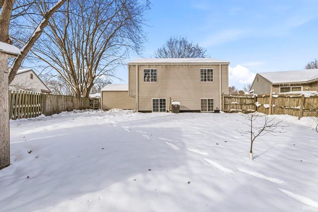 1828 Woodland Drive, Elkhart, IN 46514