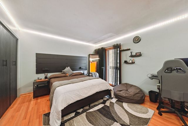 351 S Dominion Drive, Wood Dale, IL 60191