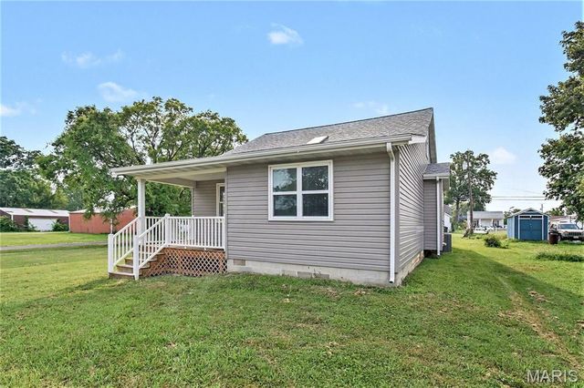 505 N 5th Street, Dupo, IL 62239