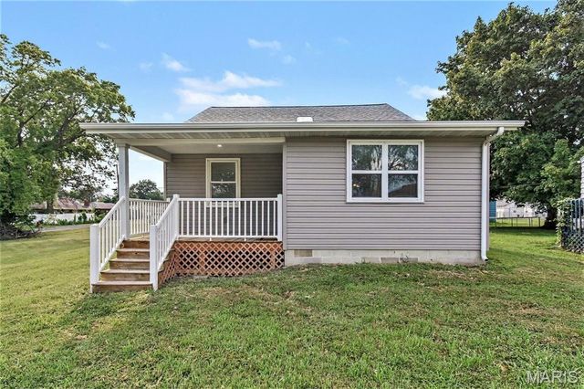 505 N 5th Street, Dupo, IL 62239