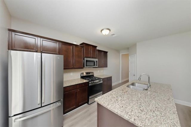 1403 KILCHIS FALLS Way, Braselton, GA 30517