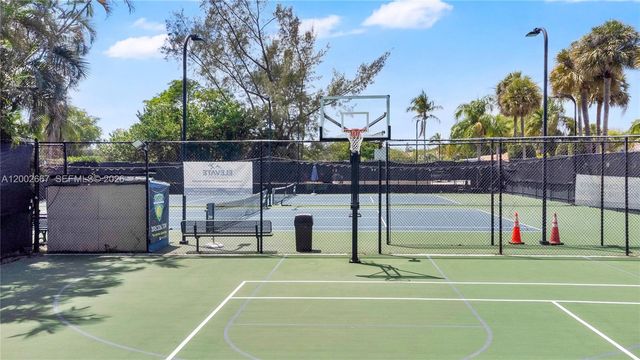 3505 Torremolinos Ave D-109, Doral, FL 33178