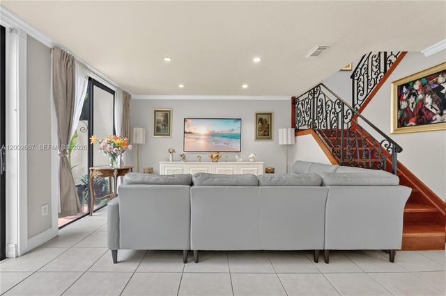 3505 Torremolinos Ave D-109, Doral, FL 33178