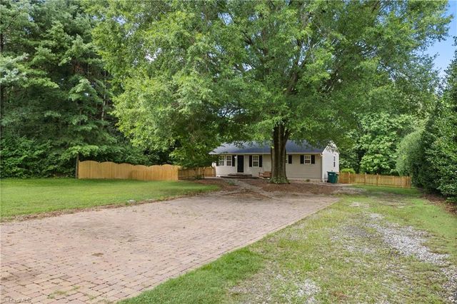 528 Lawrence Ridge, Lewisville, NC 27023
