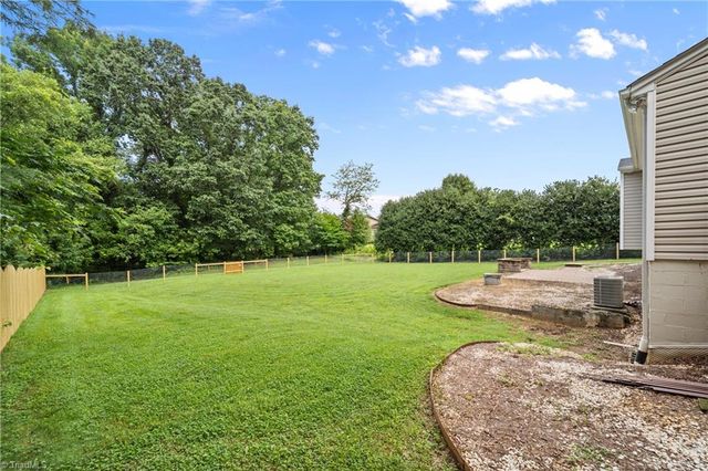 528 Lawrence Ridge, Lewisville, NC 27023