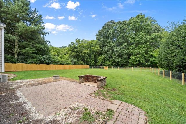 528 Lawrence Ridge, Lewisville, NC 27023