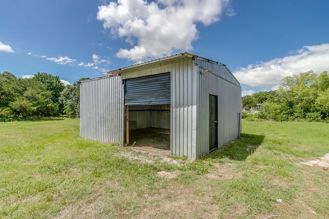 1001 Lanes, Joshua, TX 76058