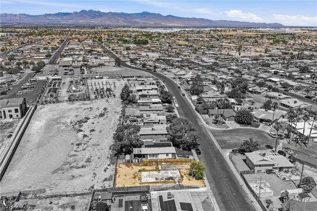 609 Gilday Avenue, North Las Vegas, NV 89030