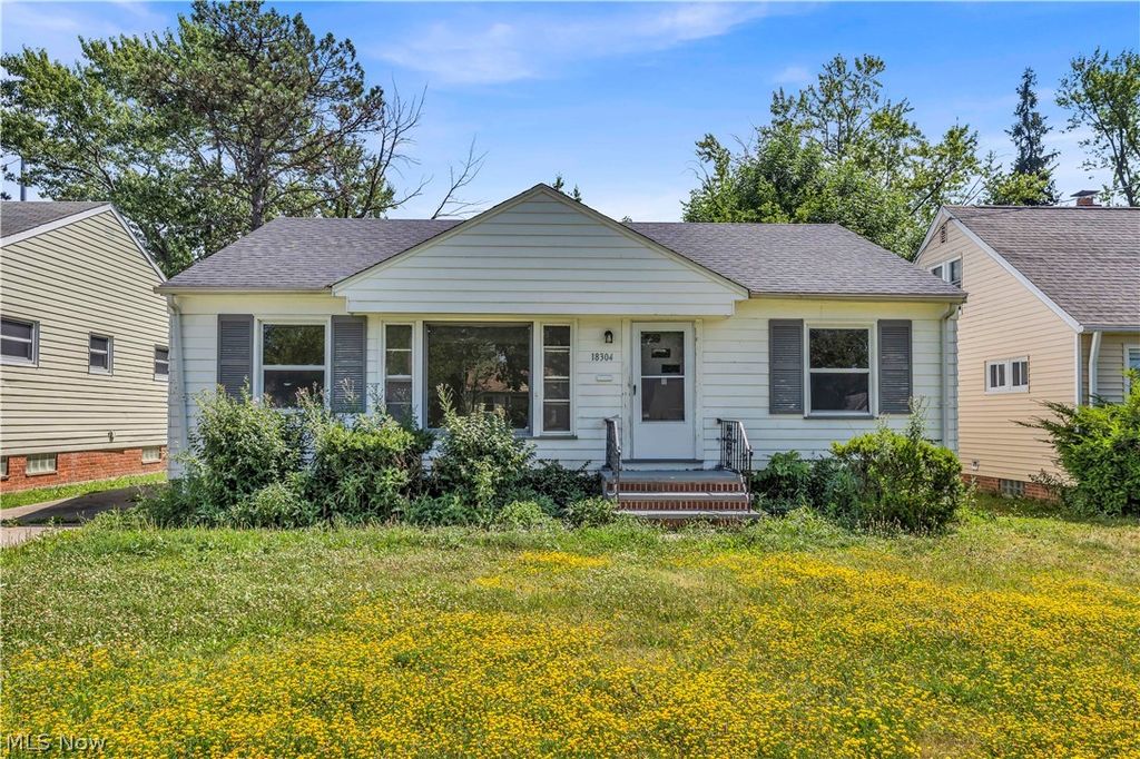 18304 Garden Boulevard, Warrensville Heights, OH 44128