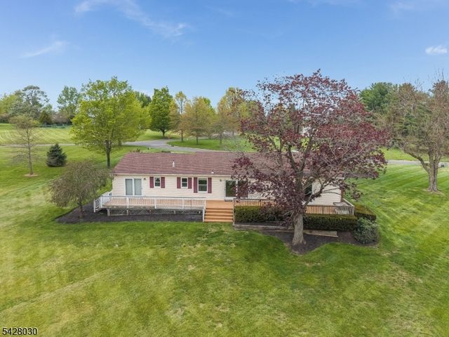 2 Michael Ln, East Amwell Twp., NJ 08551