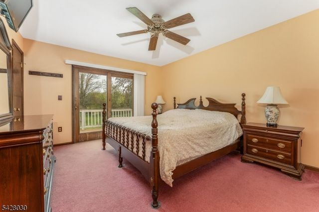 2 Michael Ln, East Amwell Twp., NJ 08551