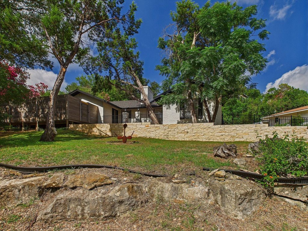 6108 Shadow Valley DR A & B, Austin, TX 78731