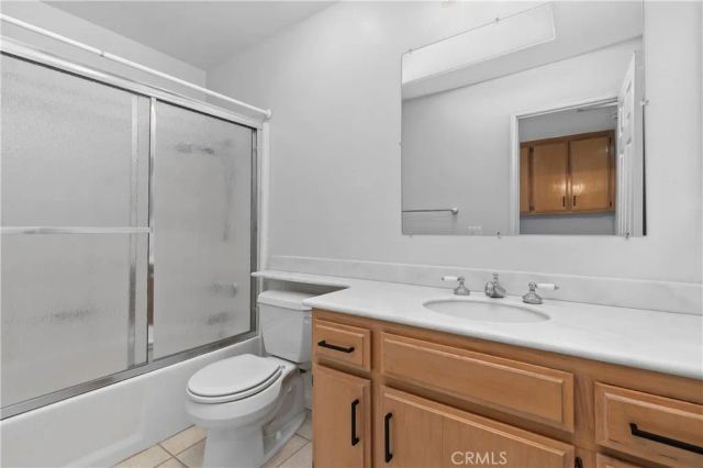 8211 Mainsail Drive 202, Huntington Beach, CA 92646