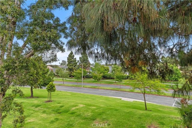 8211 Mainsail Drive 202, Huntington Beach, CA 92646