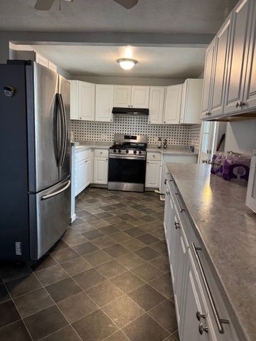 342 Grand Boulevard, Loves Park, IL 61111