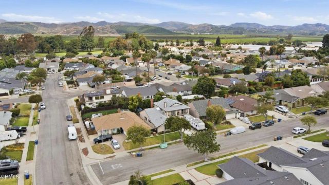 9389 Santa Maria Street, Ventura, CA 93004