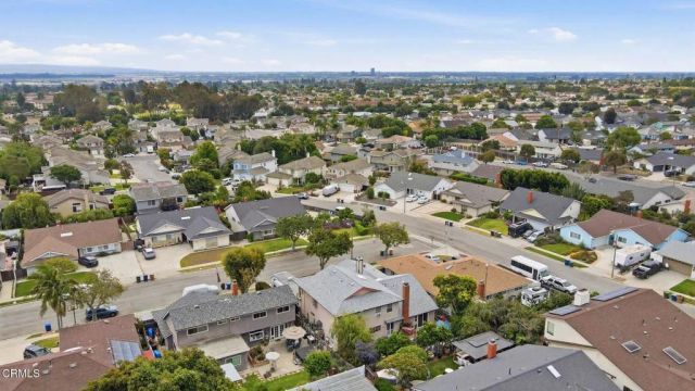 9389 Santa Maria Street, Ventura, CA 93004