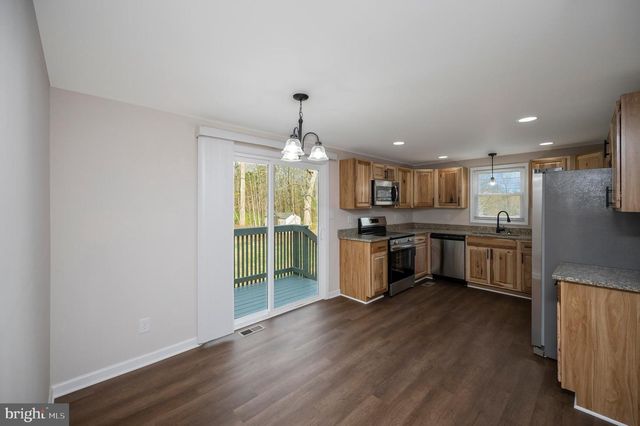 5200 HAMS FORD RD, Woodford, VA 22580