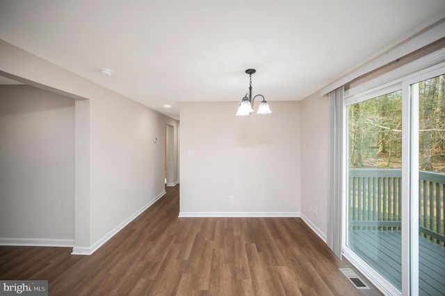 5200 HAMS FORD RD, Woodford, VA 22580