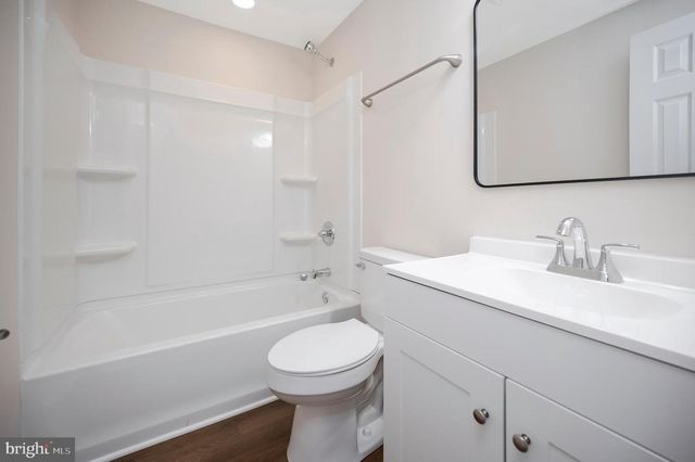 5200 HAMS FORD RD, Woodford, VA 22580