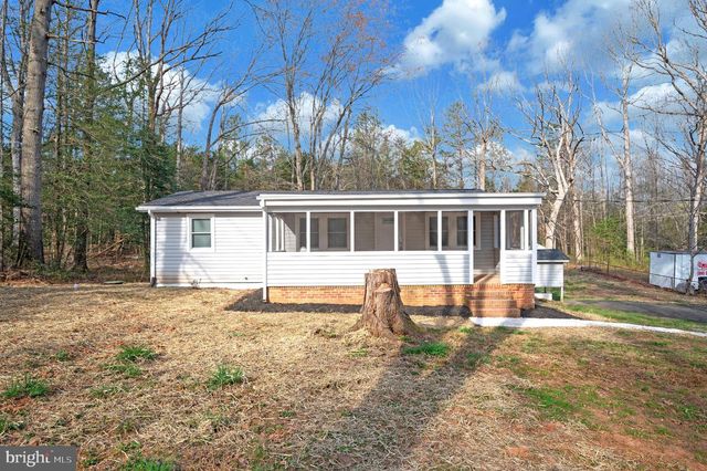 5200 HAMS FORD RD, Woodford, VA 22580