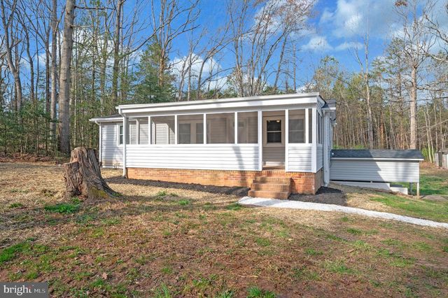 5200 HAMS FORD RD, Woodford, VA 22580