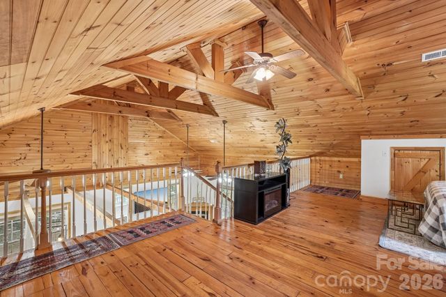 61 Misty Hill Lane, Franklin, NC 28734