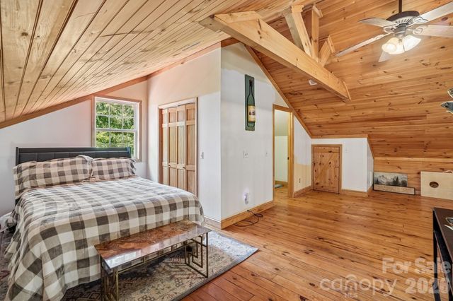 61 Misty Hill Lane, Franklin, NC 28734