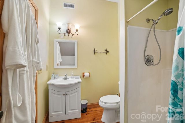 61 Misty Hill Lane, Franklin, NC 28734