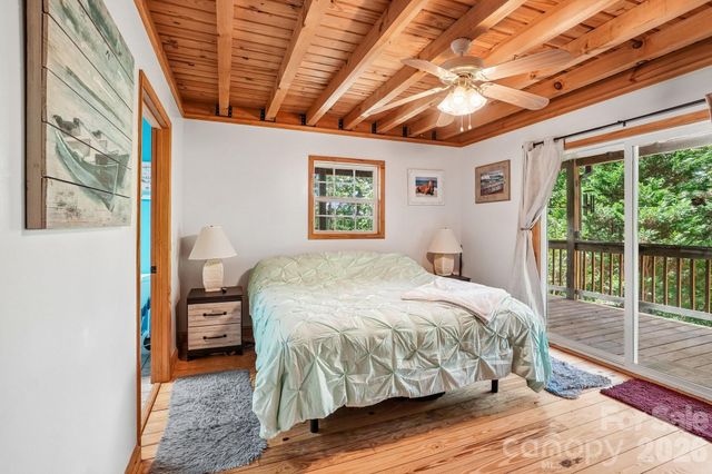 61 Misty Hill Lane, Franklin, NC 28734