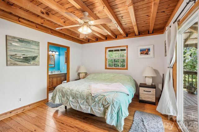 61 Misty Hill Lane, Franklin, NC 28734