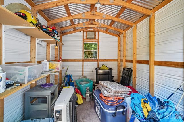 61 Misty Hill Lane, Franklin, NC 28734