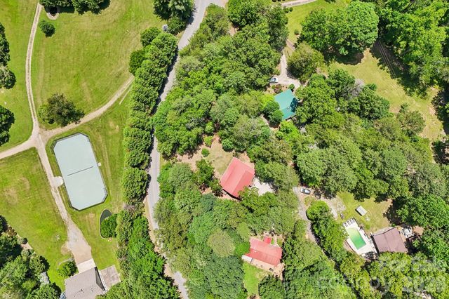 61 Misty Hill Lane, Franklin, NC 28734