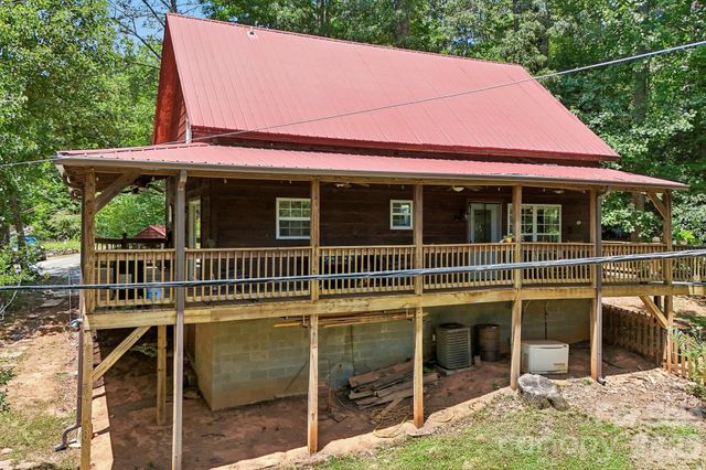 61 Misty Hill Lane, Franklin, NC 28734