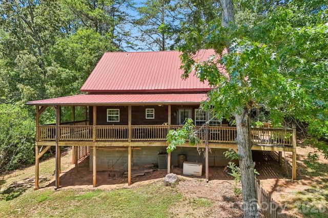 61 Misty Hill Lane, Franklin, NC 28734