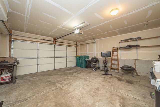 517 Silver Leaf Drive 517, Joliet, IL 60431