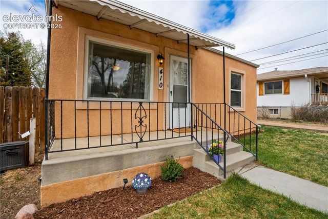 410 N 17th Street, Colorado Springs, CO 80904