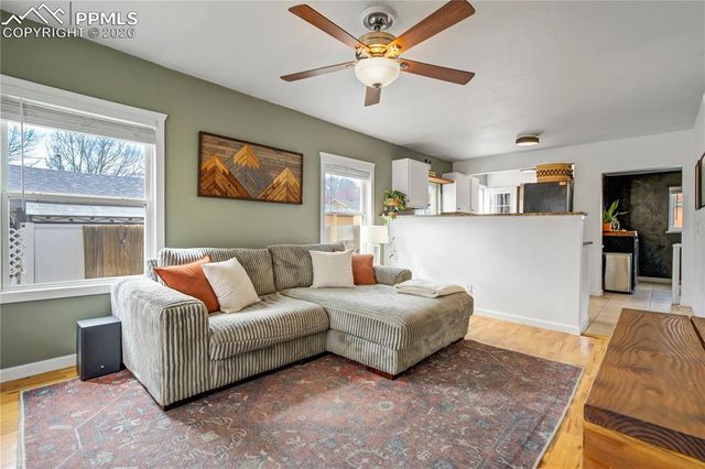 410 N 17th Street, Colorado Springs, CO 80904