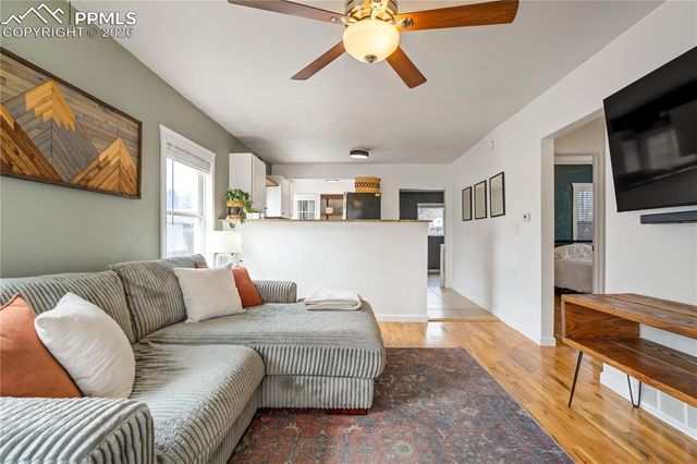 410 N 17th Street, Colorado Springs, CO 80904