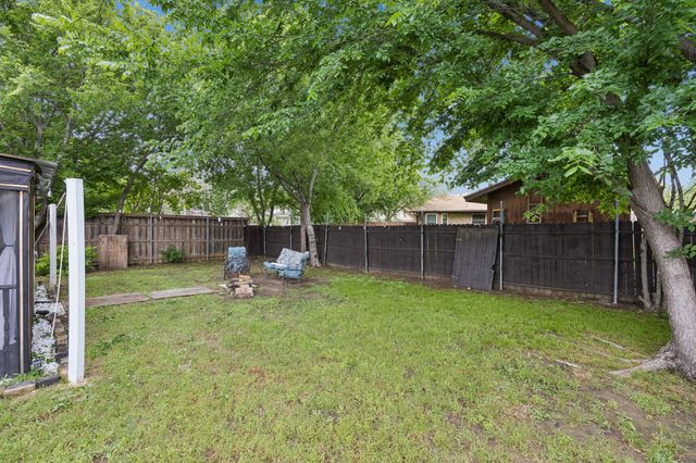 6649 Fair Meadows Drive, Watauga, TX 76148